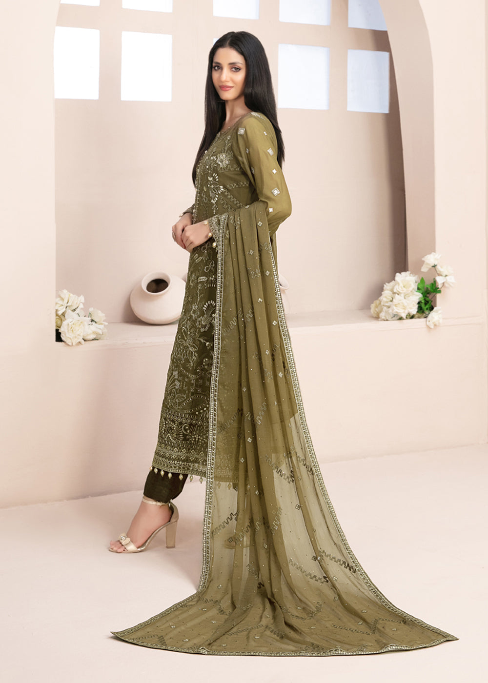 Buy Now Nayara Formal Wear 2023 by Tawakkal Fabrics - D-8682 Online in USA, UK, Canada & Worldwide at Empress Clothing.
