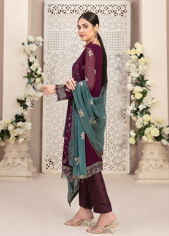 Buy Now Nayara Formal Wear 2023 by Tawakkal Fabrics - D-8687 Online in USA, UK, Canada & Worldwide at Empress Clothing.