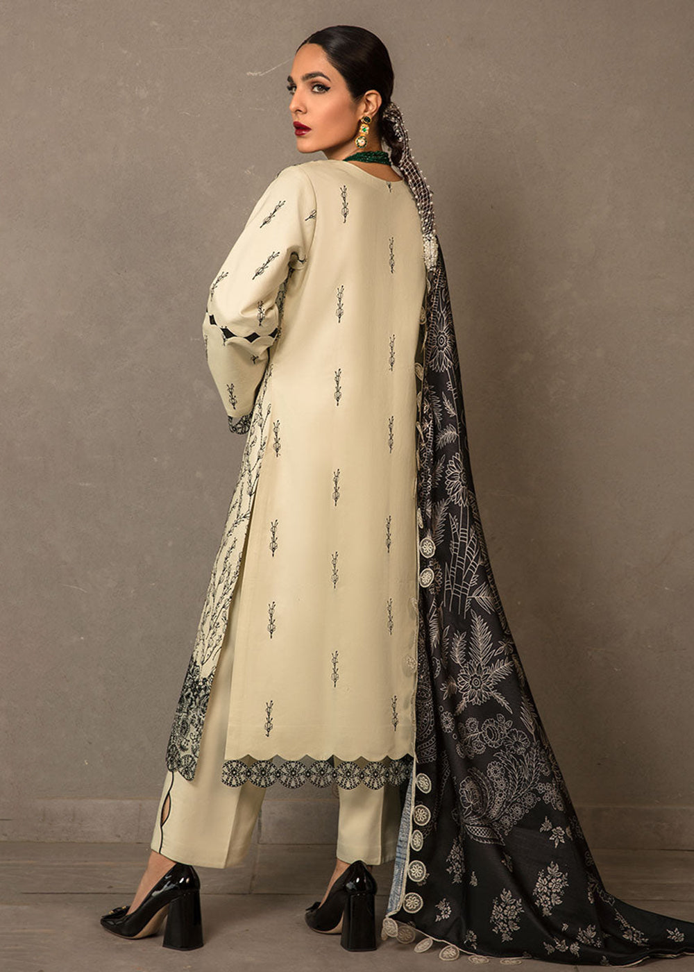 Buy Now Beige Luxury Lawn Suit | Rang Rasiya | Florence Lawn '23 | LVY Online in USA, UK, Canada & Worldwide at Empress Clothing. 
