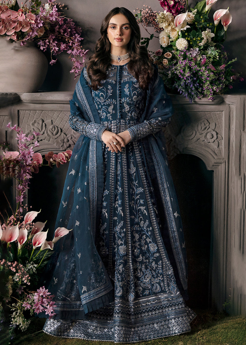 Buy Now Blue Pakistani Maxi Dress - Afrozeh La Fuchsia Formals '23 - Yale Online in USA, UK, Canada & Worldwide at Empress Clothing.