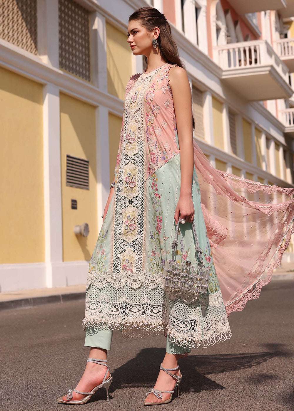 Buy Now Premium Luxury Lawn '26 by Maria B | D-2606A Online in US, UK, Canada, France, Italy, Germany, Greece, Sweden, UAE, Africa & Worldwide at Empress.