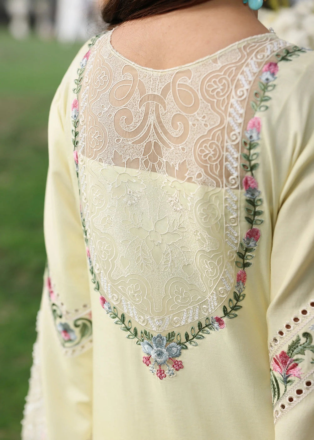 Buy Now Tales of Petals Luxury Lawn '26 by Sardinia | DAISY DREAM Online in US, UK, Canada, France, Greece, Germany, Ireland, Sweden & Worldwide at Empress.