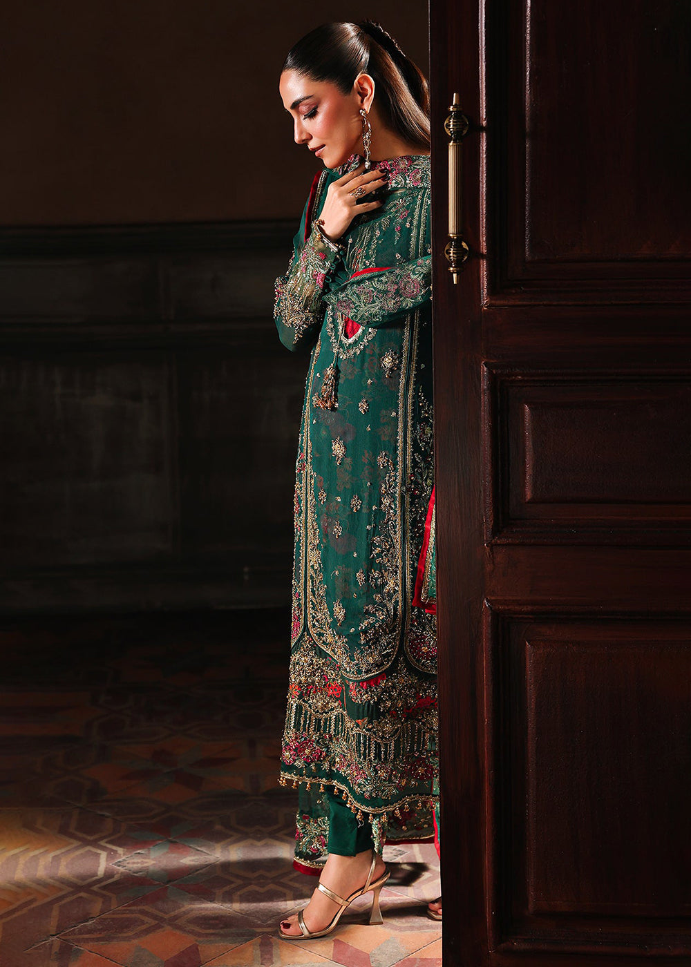 Buy Now Dastaan E Jashan Luxury Formals '25 by Charizma | DJW5-06 Online in USA, UK, Canada, France, Italy, Germany, Qatar, UAE & Worldwide at Empress Clothing.