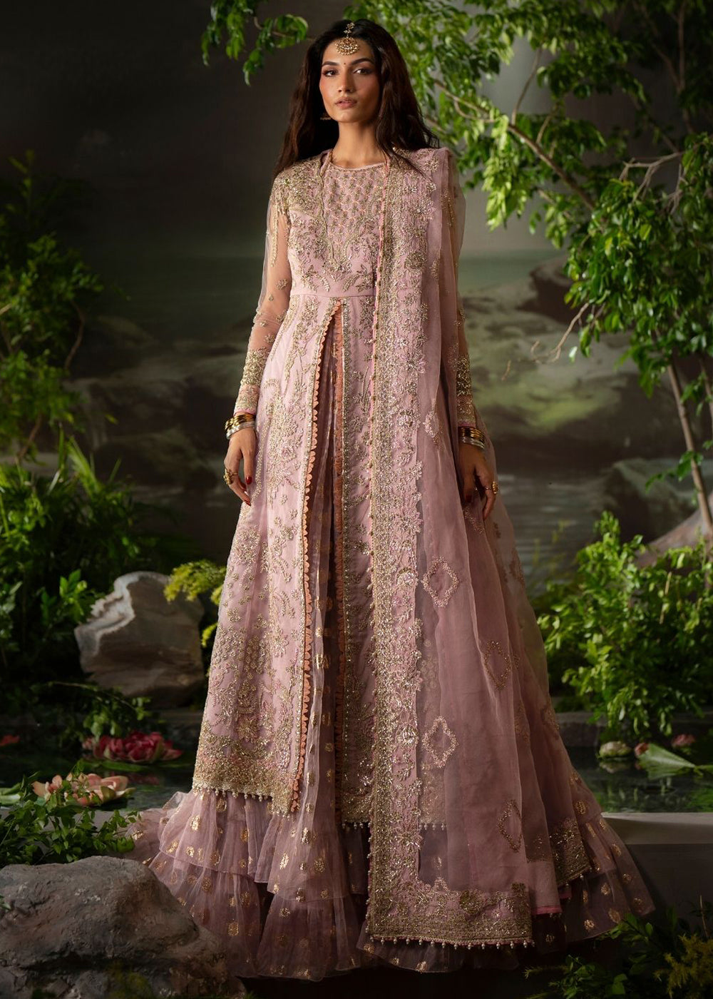 Buy Now Dastan E Ishq Luxury Formals '25 by AJR Couture | DHANAK Online in US, UK, Canada, France, Italy, Germany, Sweden, Greece, UAE & Worldwide at Empress.