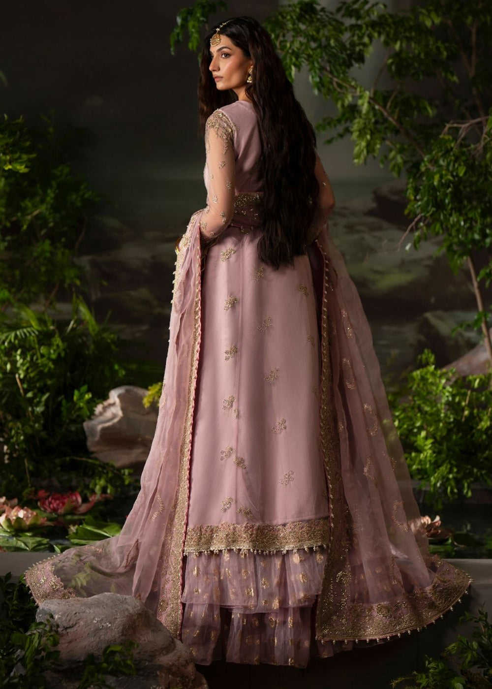 Buy Now Dastan E Ishq Luxury Formals '25 by AJR Couture | DHANAK Online in US, UK, Canada, France, Italy, Germany, Sweden, Greece, UAE & Worldwide at Empress.