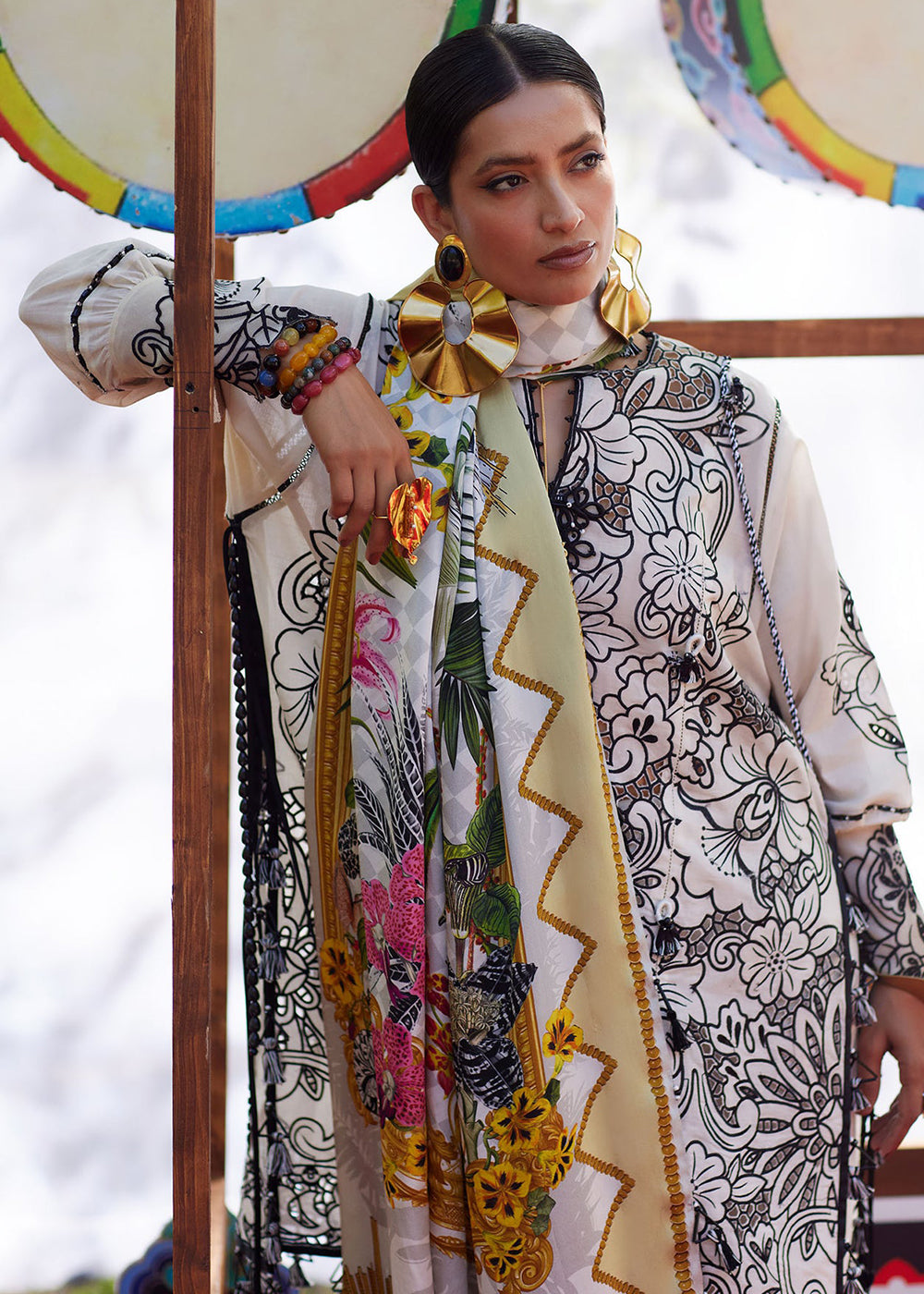 Buy Now Kashmee Luxury Lawn '26 by Elan | ZEVARÉ (EL26-07 B) Online in US, UK, Canada, France, Italy, Germany, Greece, Sweden, Africa & Worldwide at Empress.