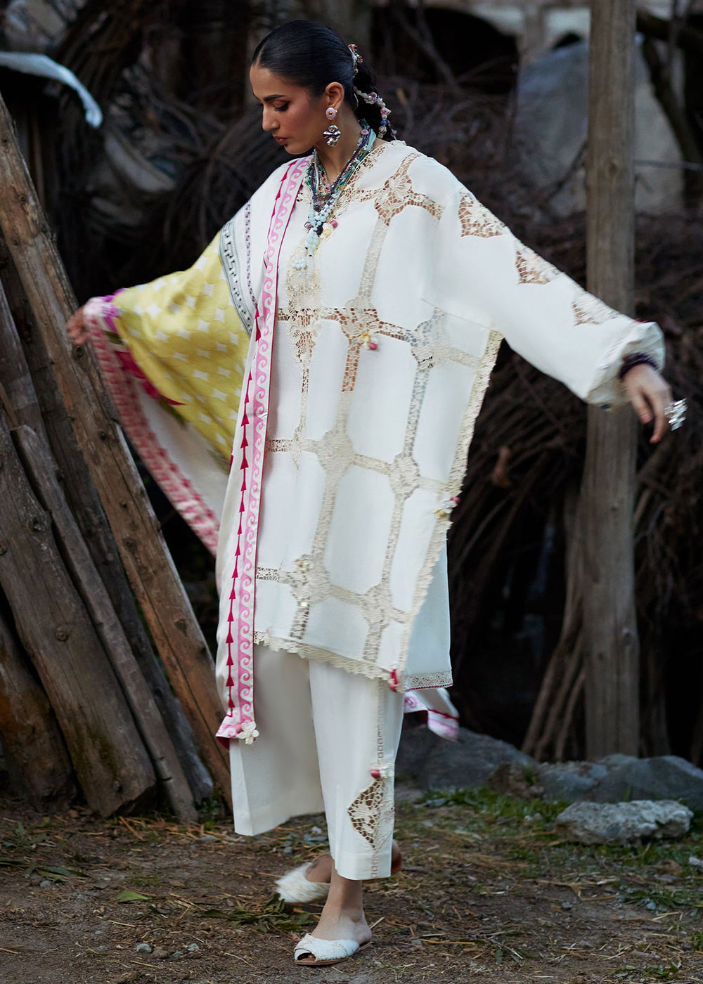 Buy Now Kashmee Luxury Lawn '26 by Elan | ZÉRIN (EL26-11 B) Online in US, UK, Canada, France, Italy, Germany, Greece, Sweden, Africa & Worldwide at Empress.