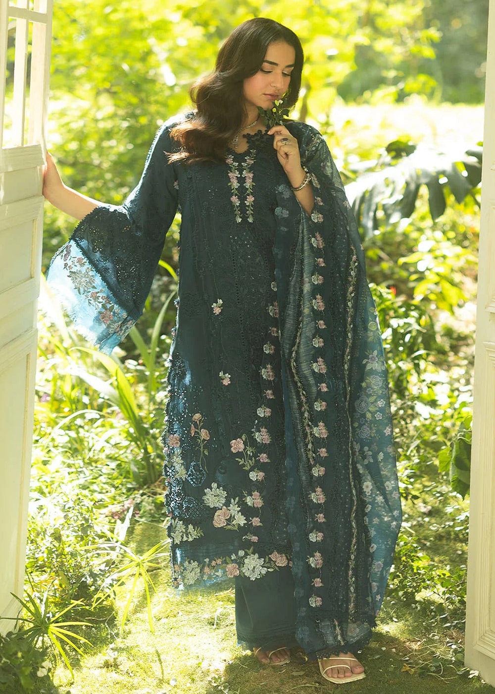 Buy Original & Latest Pakistani Dresses in Germany, Italy & France Tagged "Blue" Empress Clothing Buy Original & Latest Pakistani Dresses in Germany, Italy & France Tagged "Blue" Empress Clothing