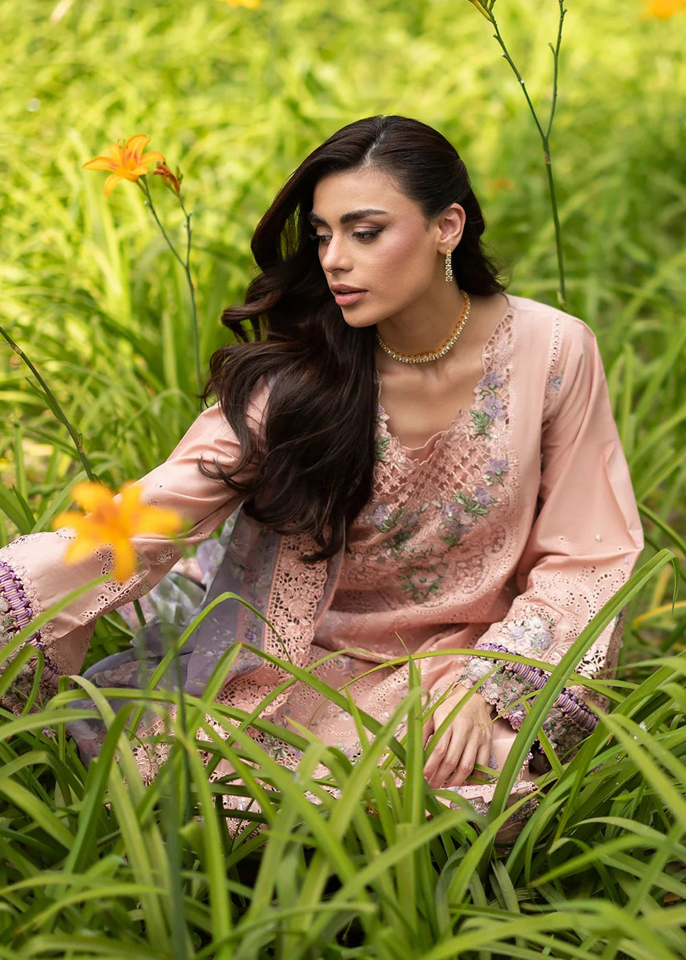 Buy Premium Luxury Lawn '26 by Elaf Premium | ELQ-6A BLUSHING ROSE Online in US, UK, Canada, France, Italy, Germany, Greece, Sweden, UAE & Worldwide at Empress.