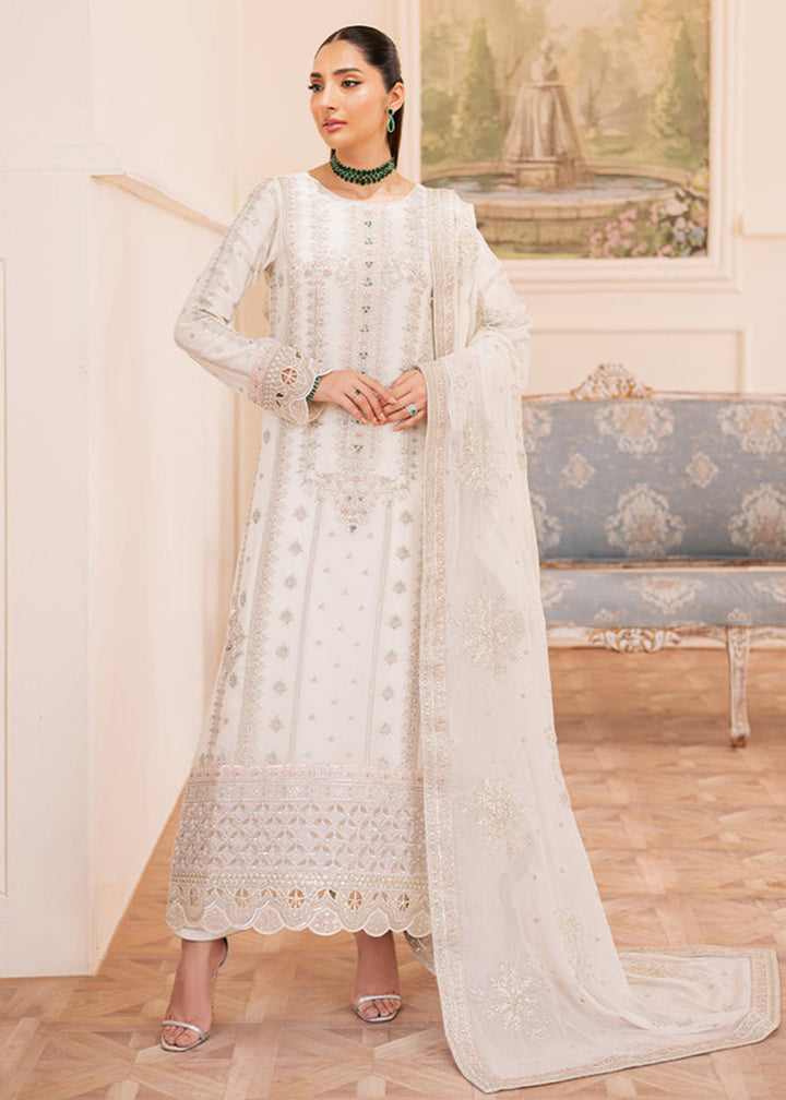 Buy Now Suave Luxury Formals '25 by Emaan Adeel | EZELLE Online in US, UK, Canada, Germany, Italy, Austria, France, Denmark, UAE & Worldwide at Empress Clothing.