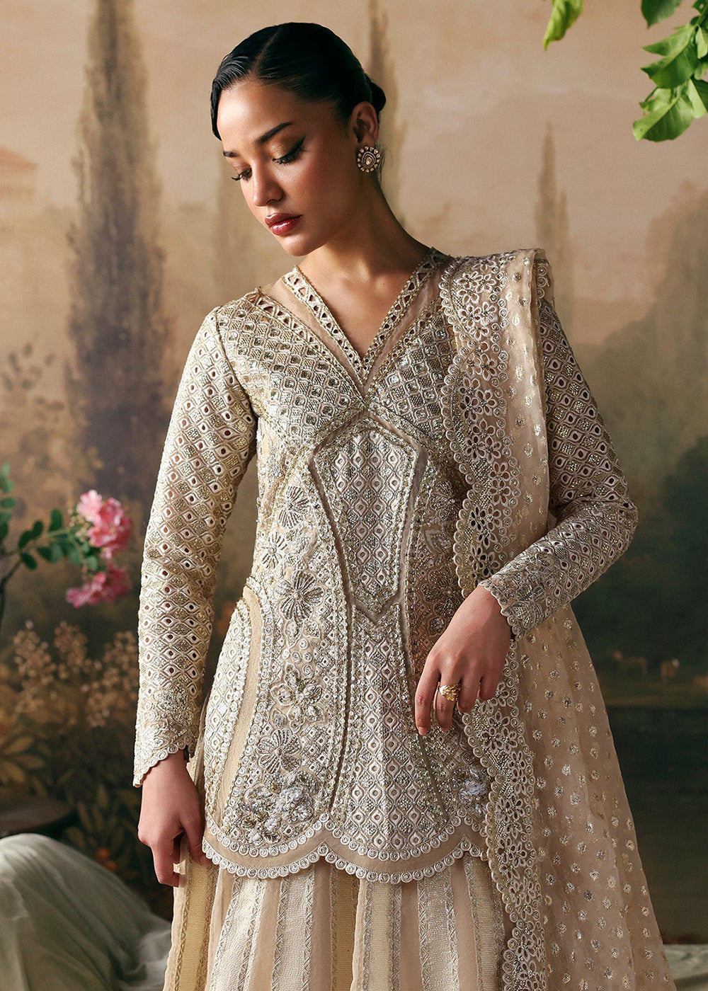 Buy Now La Fuchsia Luxury Formals '26 by Afrozeh | Emperor Online in US, UK, Canada, France, Italy, Germany, Greece, UAE, Switzerland & Worldwide at Empress.
