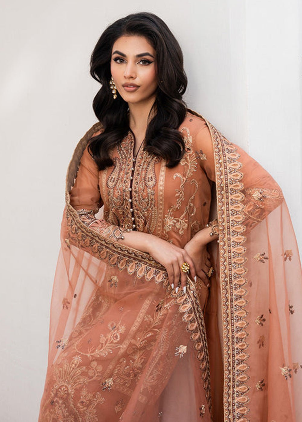 Buy Now Tarz Luxury Formels '25 by Freesia | Ilas - FW40041 Online in US, UK, Canada, Germany, Italy, Austria, France, Qatar & Worldwide at Empress Clothing.