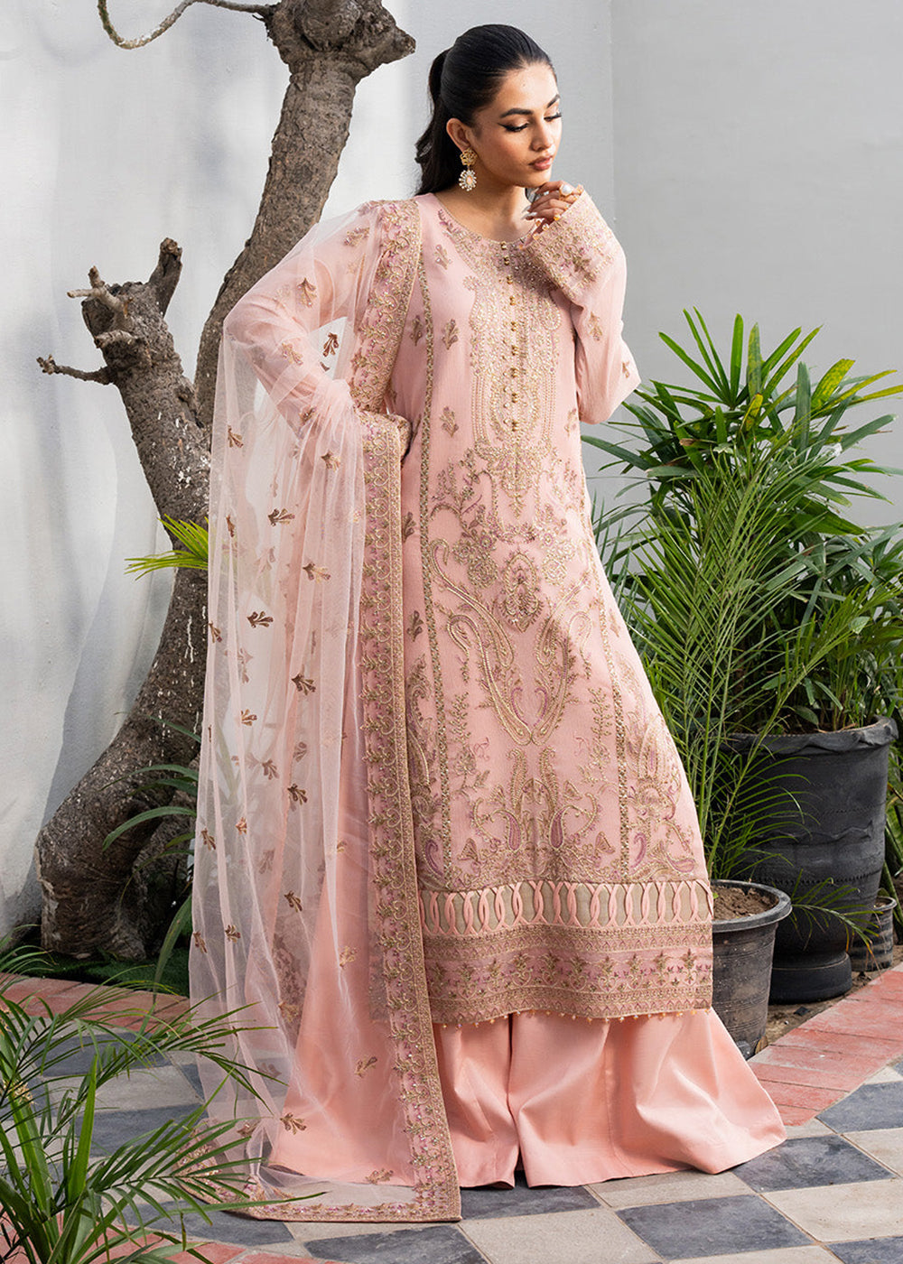 Buy Now Tarz Luxury Formels '25 by Freesia | Camilia - FW40042 Online in US, UK, Canada, Germany, Italy, Austria, France, Qatar & Worldwide at Empress Clothing.