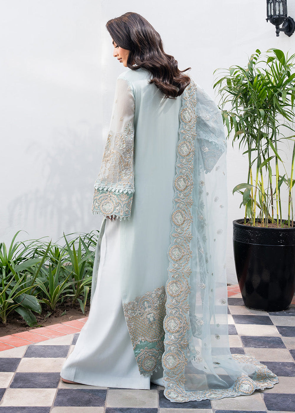 Buy Now Tarz Luxury Formels '25 by Freesia | Tiam - FW40046 Online in US, UK, Canada, Germany, Italy, Austria, France, Qatar & Worldwide at Empress Clothing.