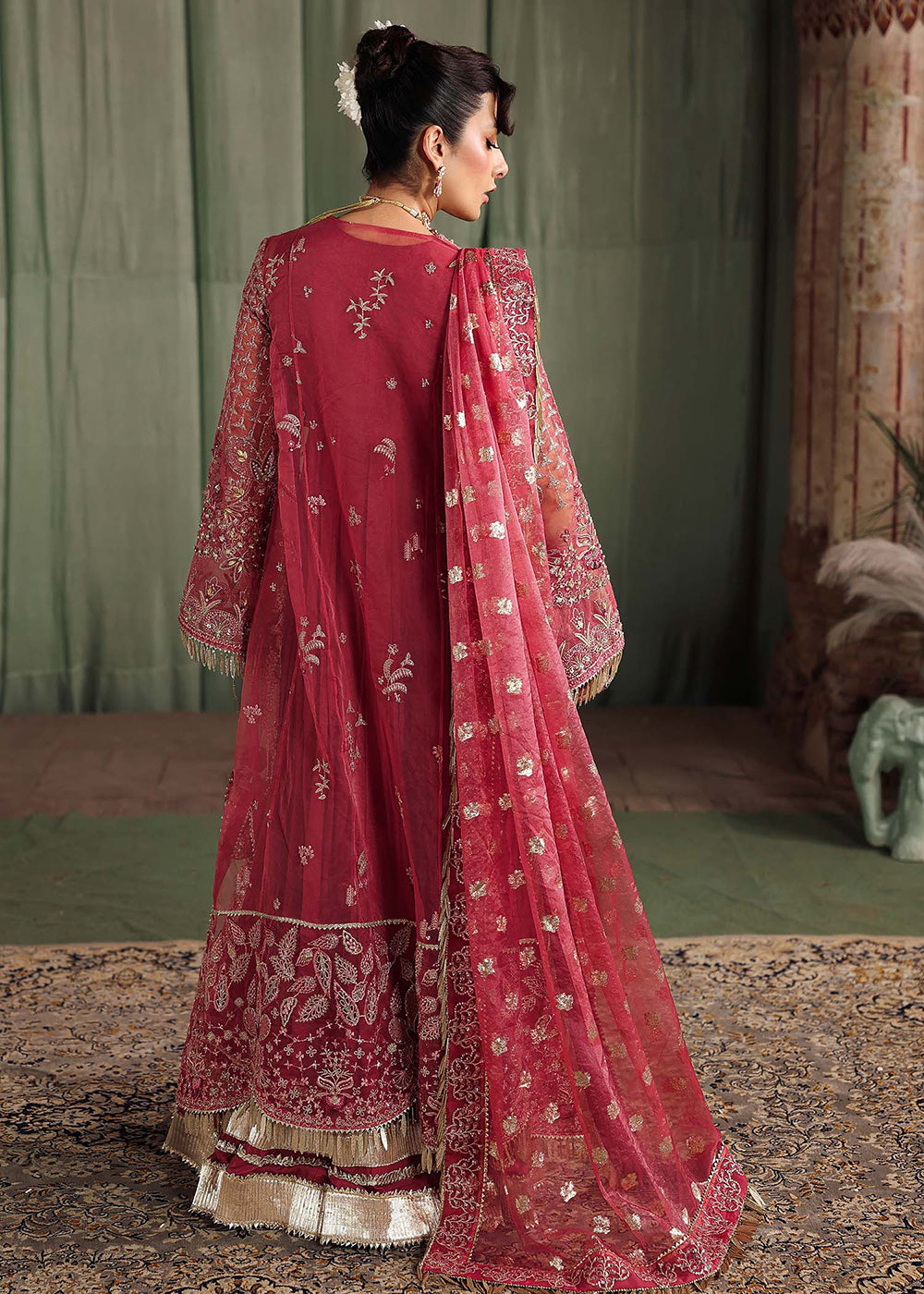 Buy Now Veere Di Wedding Brides Edit '25 by Sardinia | GHAZAL Online in US, UK, Canada, Greece, Germany, Ireland, Italy, Greece, Sweden & Worldwide at Empress.