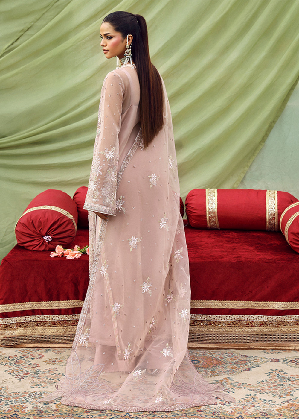 Buy Now Romansiyyah Luxury Formals '25 by Emaan Adeel | GULRUKH Online in US, UK, Canada, France, Italy, Germany, Sweden, Greece, Ireland & Worldwide at Empress.