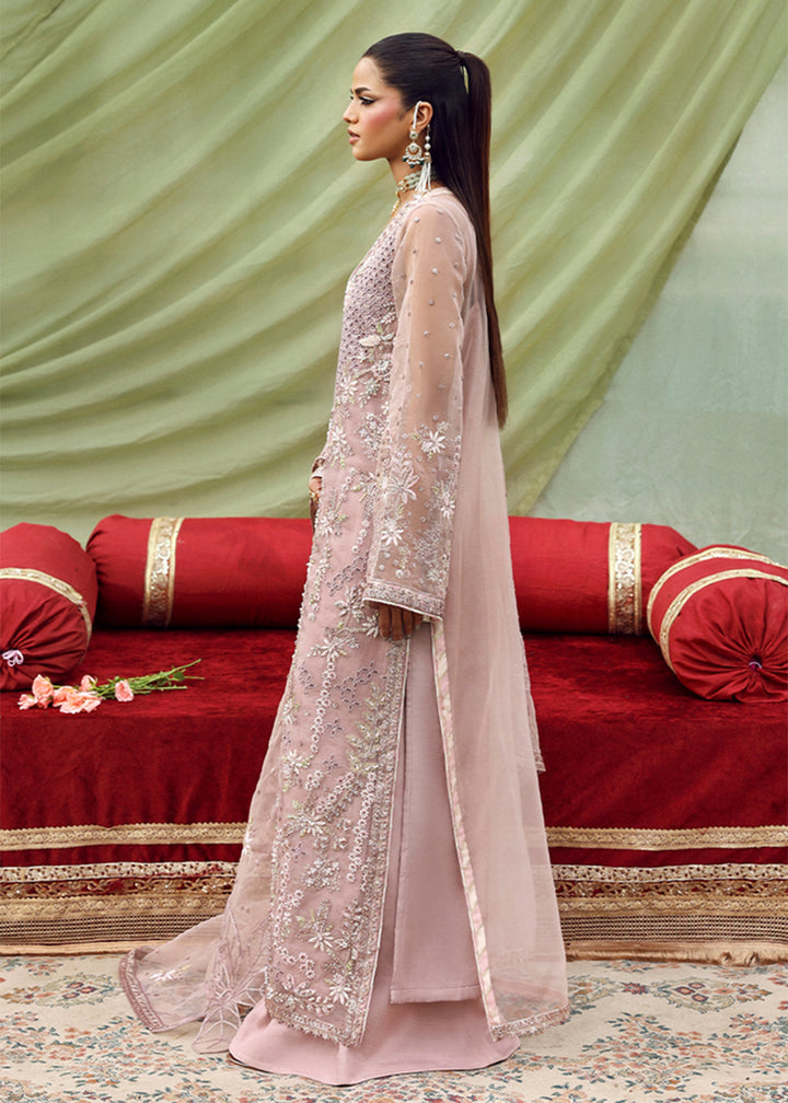 Buy Now Romansiyyah Luxury Formals '25 by Emaan Adeel | GULRUKH Online in US, UK, Canada, France, Italy, Germany, Sweden, Greece, Ireland & Worldwide at Empress.