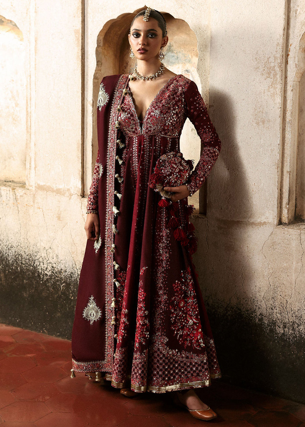 Buy Now Mussarat Wedding Formals by Hussain Rehar | Girnar Online in US, UK, Canada, France, Italy, Germany, Greece, Sweden, Africa, UAE & Worldwide at Empress.