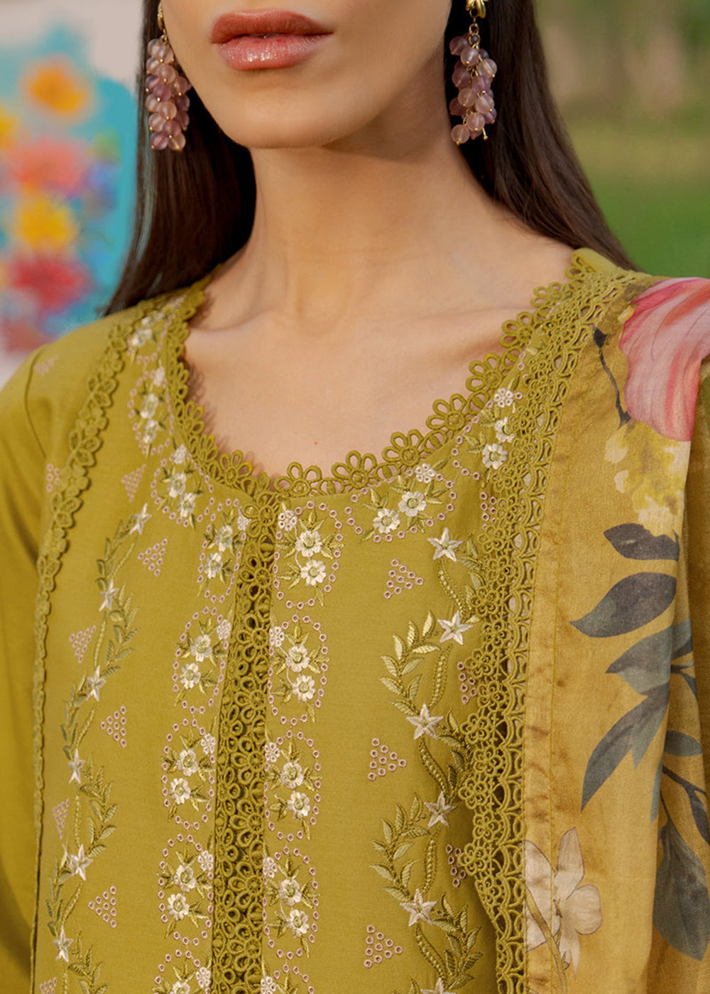 Buy Now Luxury Eid Collection 26 by Rang Rasiya | Haya Online in US, UK, Canada, France, Greece, Germany, Ireland, Sweden, Denmark, UAE & Worldwide at Empress.