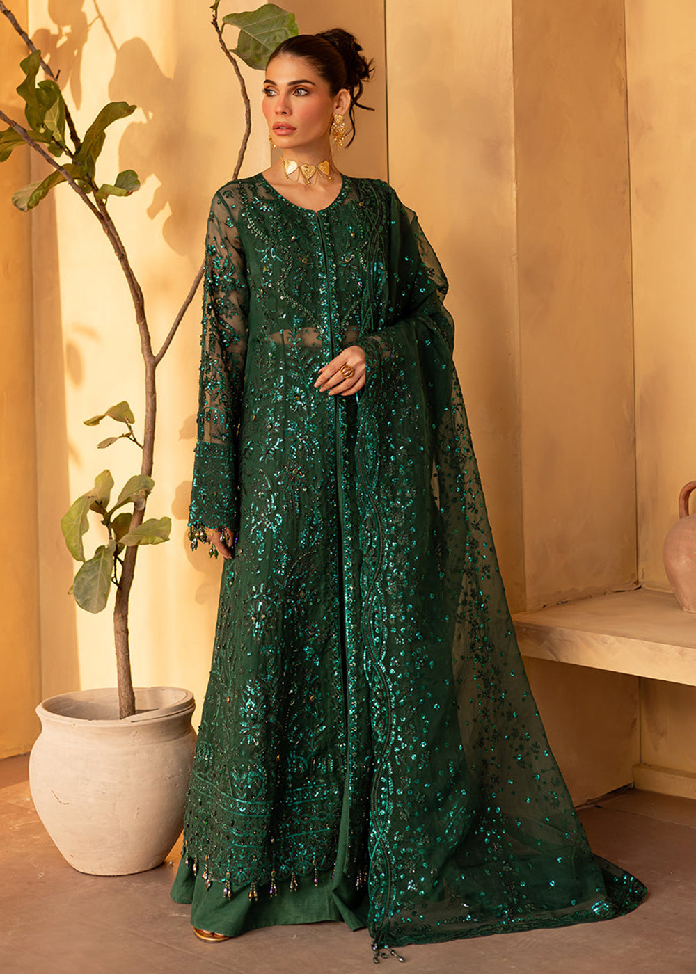Buy Now Regalia Luxury Formals '25 by Emaan Adeel | IVYEN Online in US, UK, Canada, Germany, Italy, Denmark, France, Qatar, UAE & Worldwide at Empress Clothing.