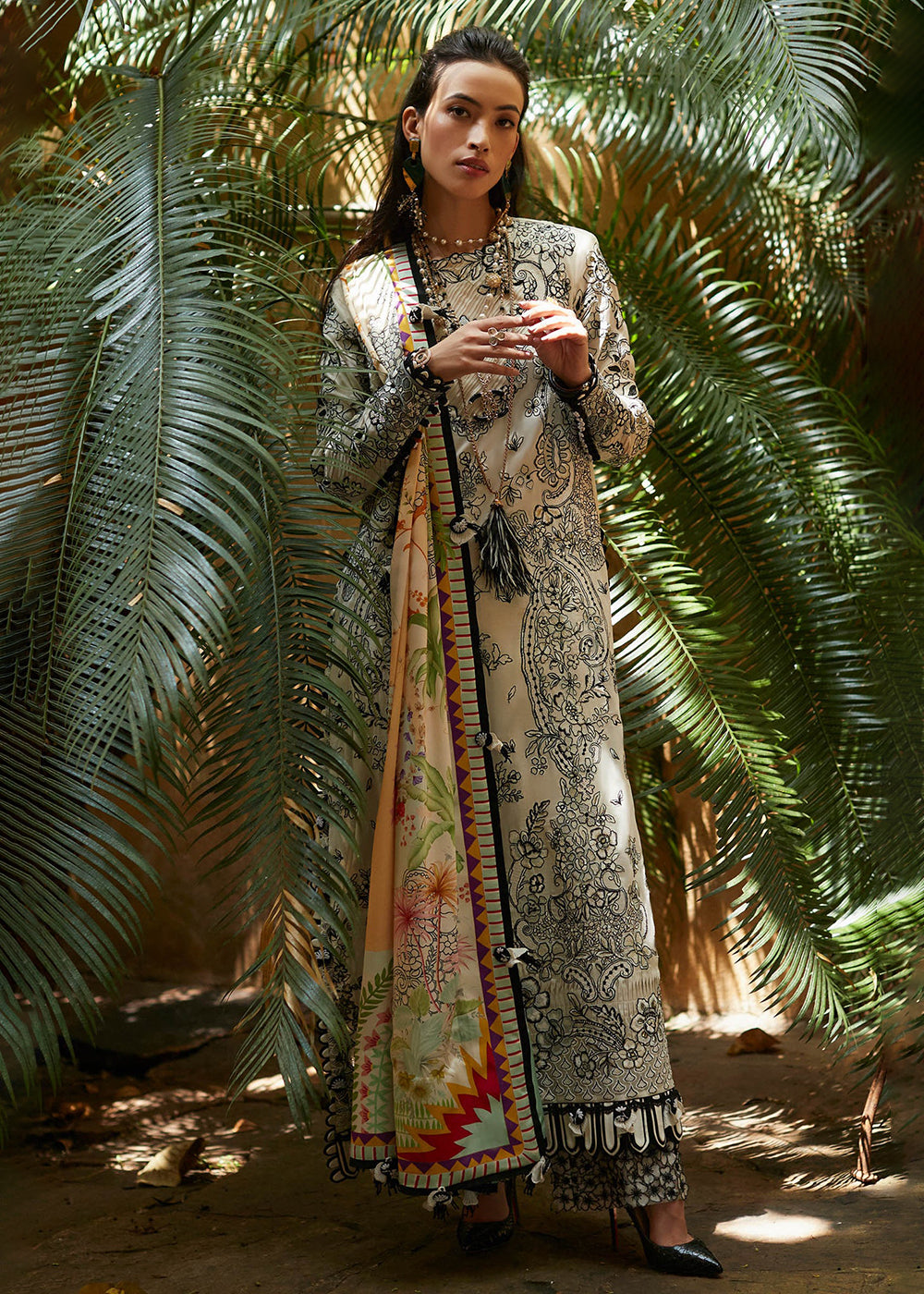 Buy Now Off White Lawn Suit - Elan - Luxury Lawn '23 - KAIA-EL23-07A Online in USA, UK, Canada & Worldwide at Empress Clothing. 