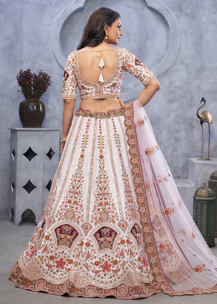 Buy Now Light Purple Zari Paisley Embroidered Wedding Lehenga Choli Online in USA, UK, France, UAE & Worldwide at Empress Clothing.