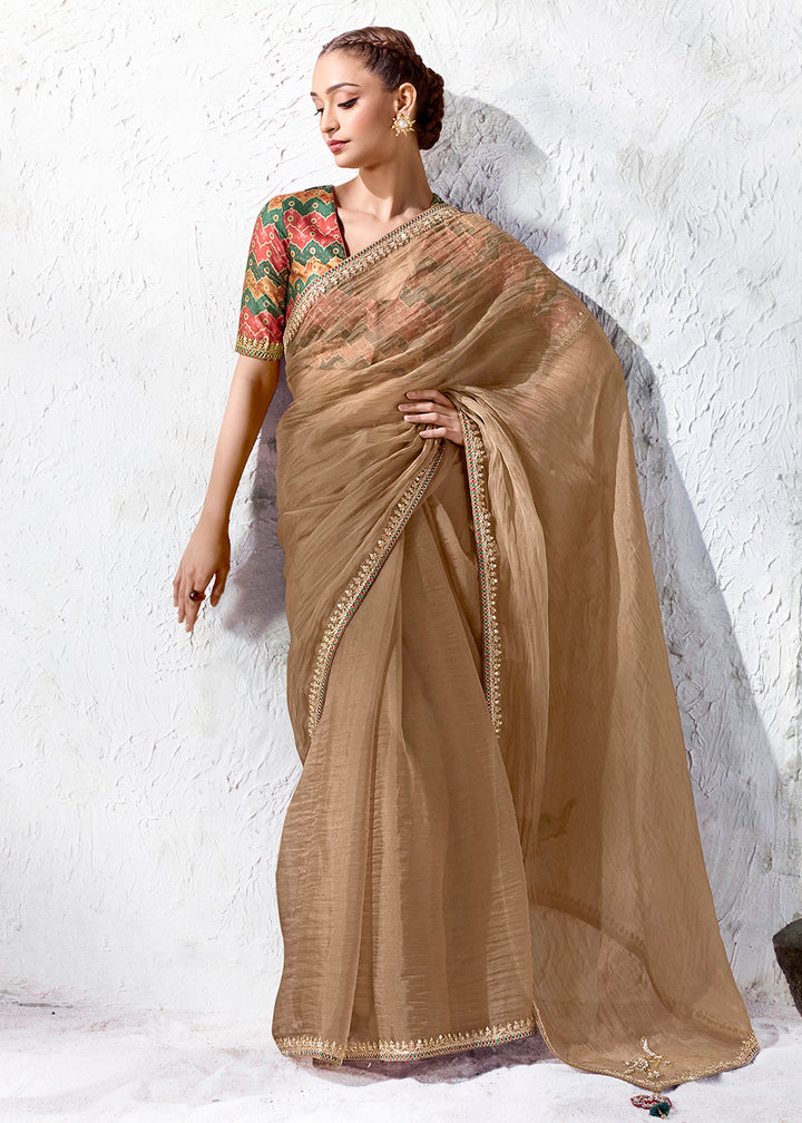 Buy Now Beiggy Gold Embroidered Designer Wedding Saree Online in US, UK, Canada, France, Germany, Denmark, Sweden, Italy, Greece, UAE &amp; Worldwide at Empress.
