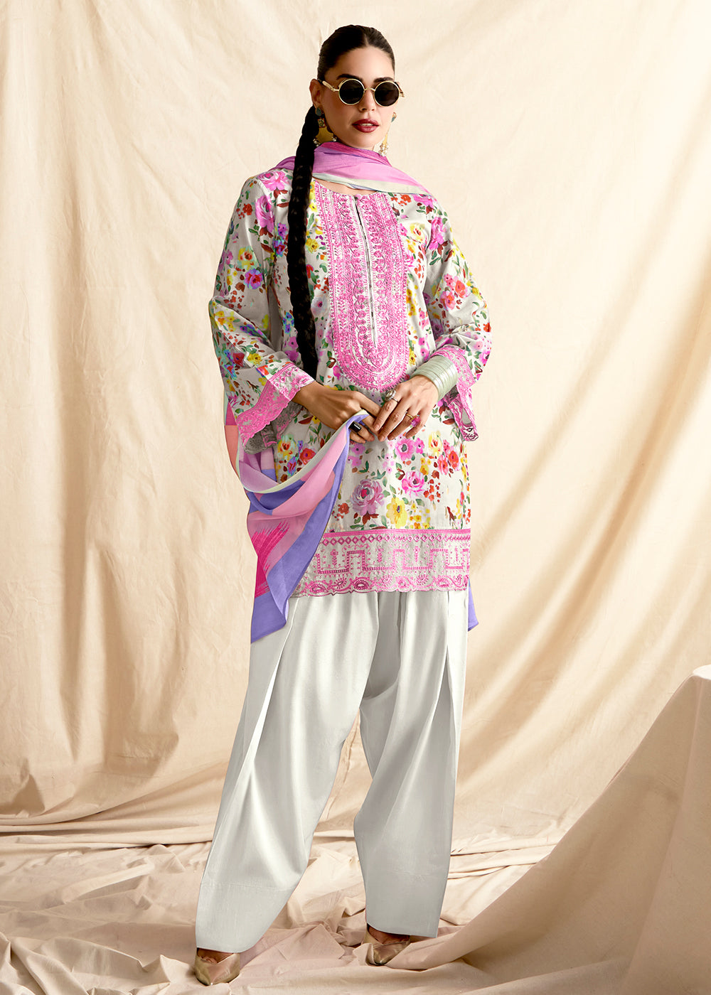 Buy Now White Pure Lawn Resham & Digital Printed Salwar Suit Online in USA, UK, Canada, Germany, Italy, France, Austria, UAE & Worldwide at Empress Clothing.