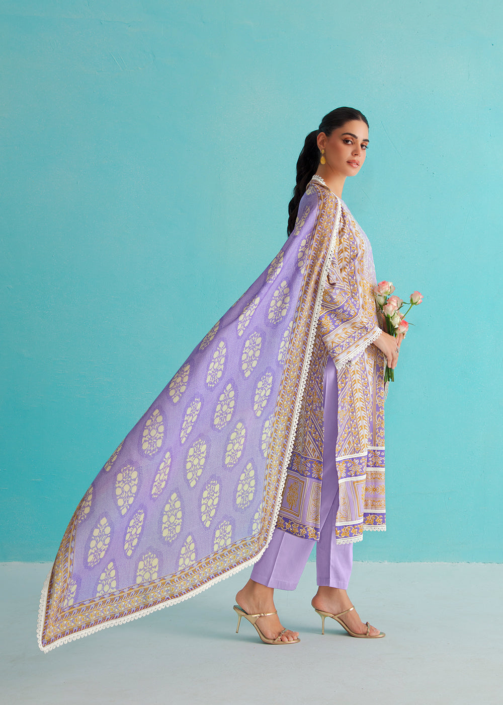 Buy Now Gorgeous Lilac Lawn Embroidered Festive Salwar Suit Online in USA, UK, Canada, Germany, Italy, France, Austria, UAE & Worldwide at Empress Clothing.
