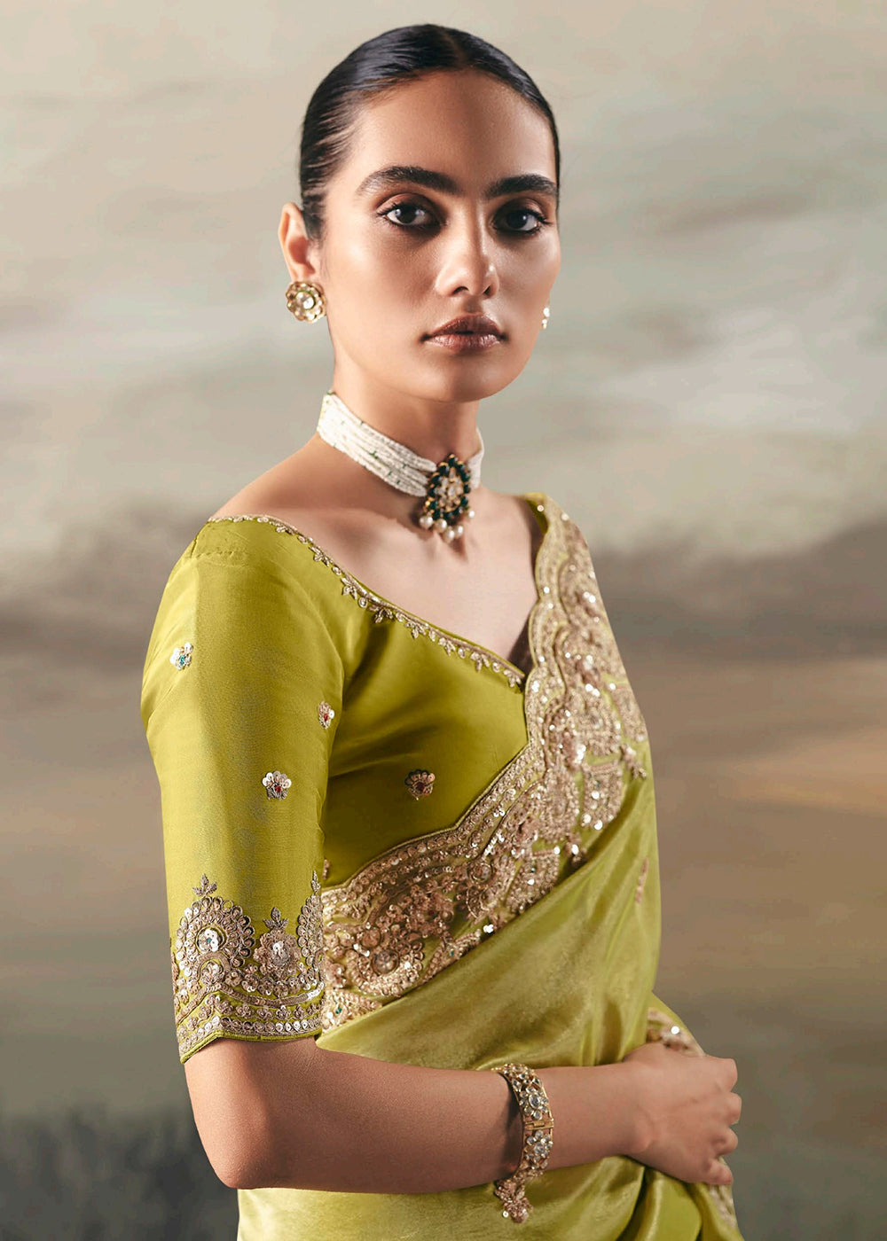 Buy Premium Tissue Zari Fabric Green Designer Saree Online in US, UK, Canada, France, Germany, Denmark, Netherlands, Sweden, Ireland & Worldwide at Empress.