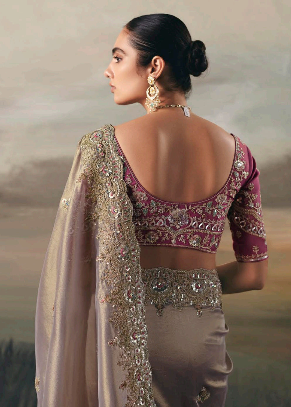 Buy Premium Tissue Zari Fabric Grey Designer Saree Online in US, UK, Canada, France, Germany, Denmark, Netherlands, Sweden, Ireland & Worldwide at Empress.