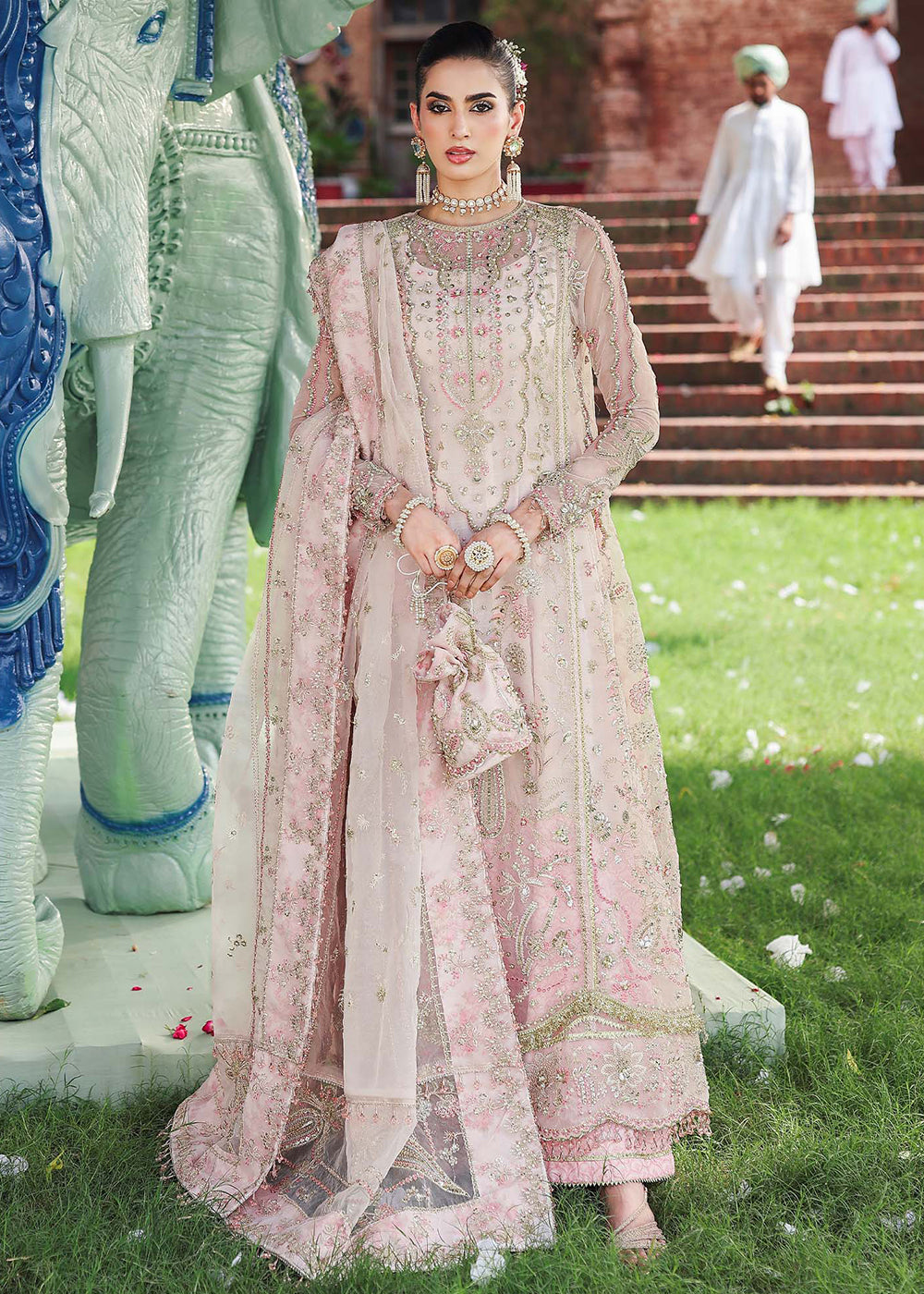 light pink wedding dress indian Indian Wedding Dresses: 18 Unusual Looks & Faqs