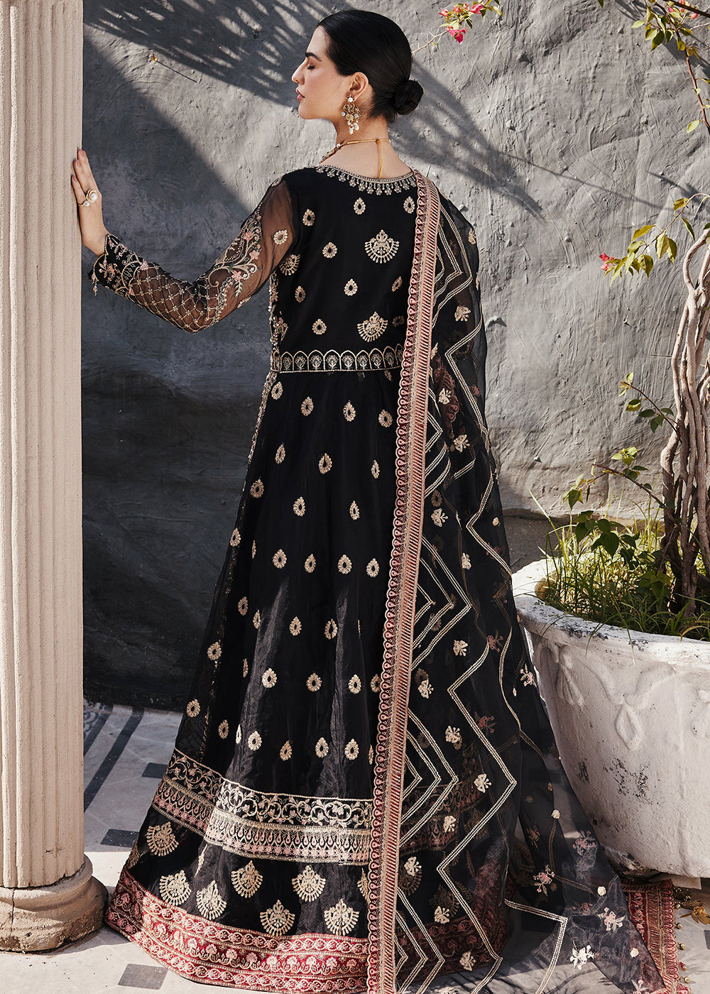 Buy Now Nawabzadi Wedding Formals '24 by Emaan Adeel | MAANVI Online at Empress Online in USA, UK, Canada & Worldwide at Empress Clothing.