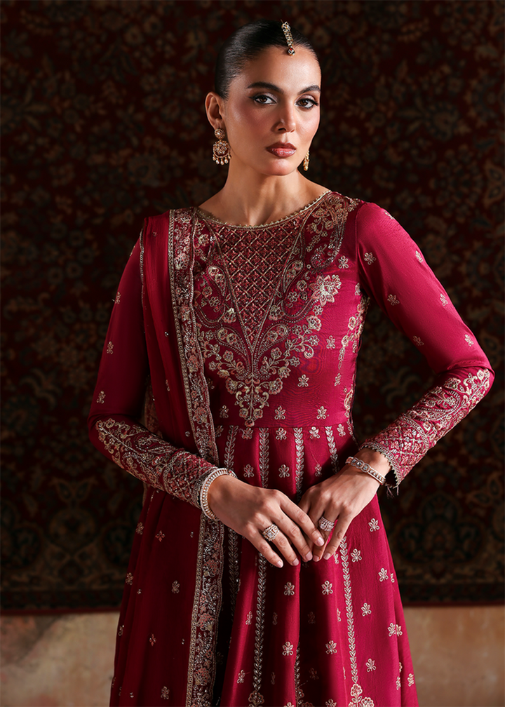 Afsana e Silk Formals '25 by Emaan Adeel | MAHIRA