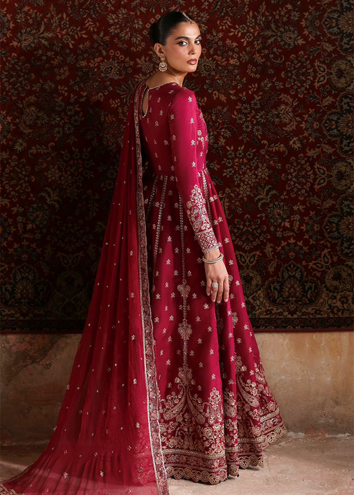 Afsana e Silk Formals '25 by Emaan Adeel | MAHIRA