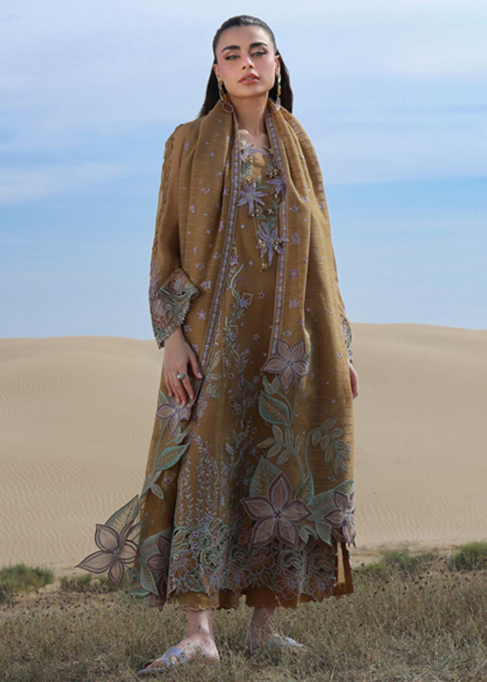 Buy Now Premium Luxury Lawn '26 by Rang Rasiya | MINAAL Online in US, UK, Canada, France, Italy, Germany, Greece, Sweden, Africa, Qatar & Worldwide at Empress.