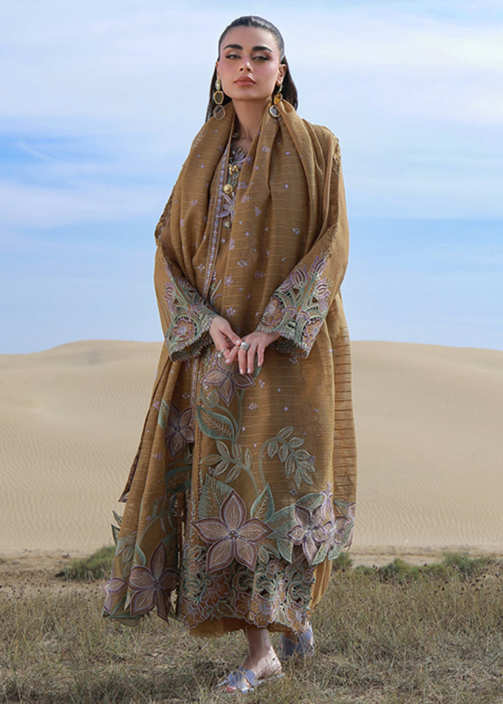 Buy Now Premium Luxury Lawn '26 by Rang Rasiya | MINAAL Online in US, UK, Canada, France, Italy, Germany, Greece, Sweden, Africa, Qatar & Worldwide at Empress.