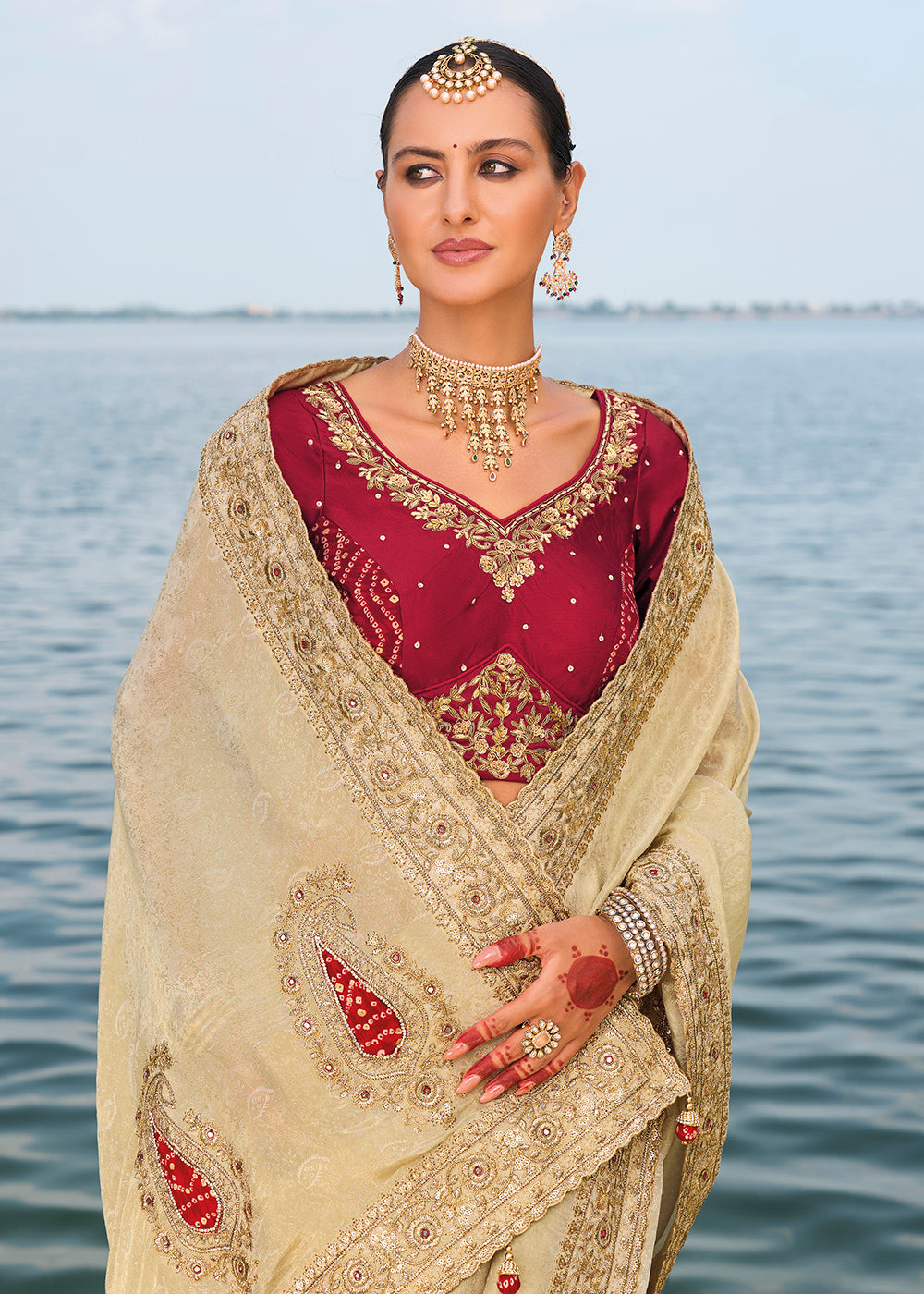 Buy Now Tempting Cream Crape Jacquard Designer Traditional Saree Online in Canada, UK, France, Germany, UAE, USA & Worldwide at Empress Clothing.