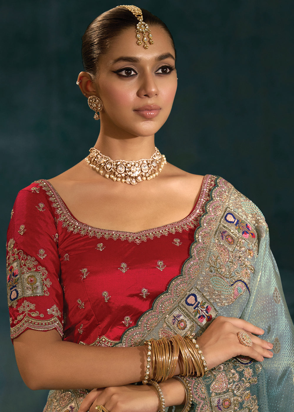 Buy Gray Cut Dana & Mirror Work Designer Saree Online in US, UK, Canada, France, Germany, Italy, Denmark, Singapore, Belgium, UAE & Worldwide at Empress.