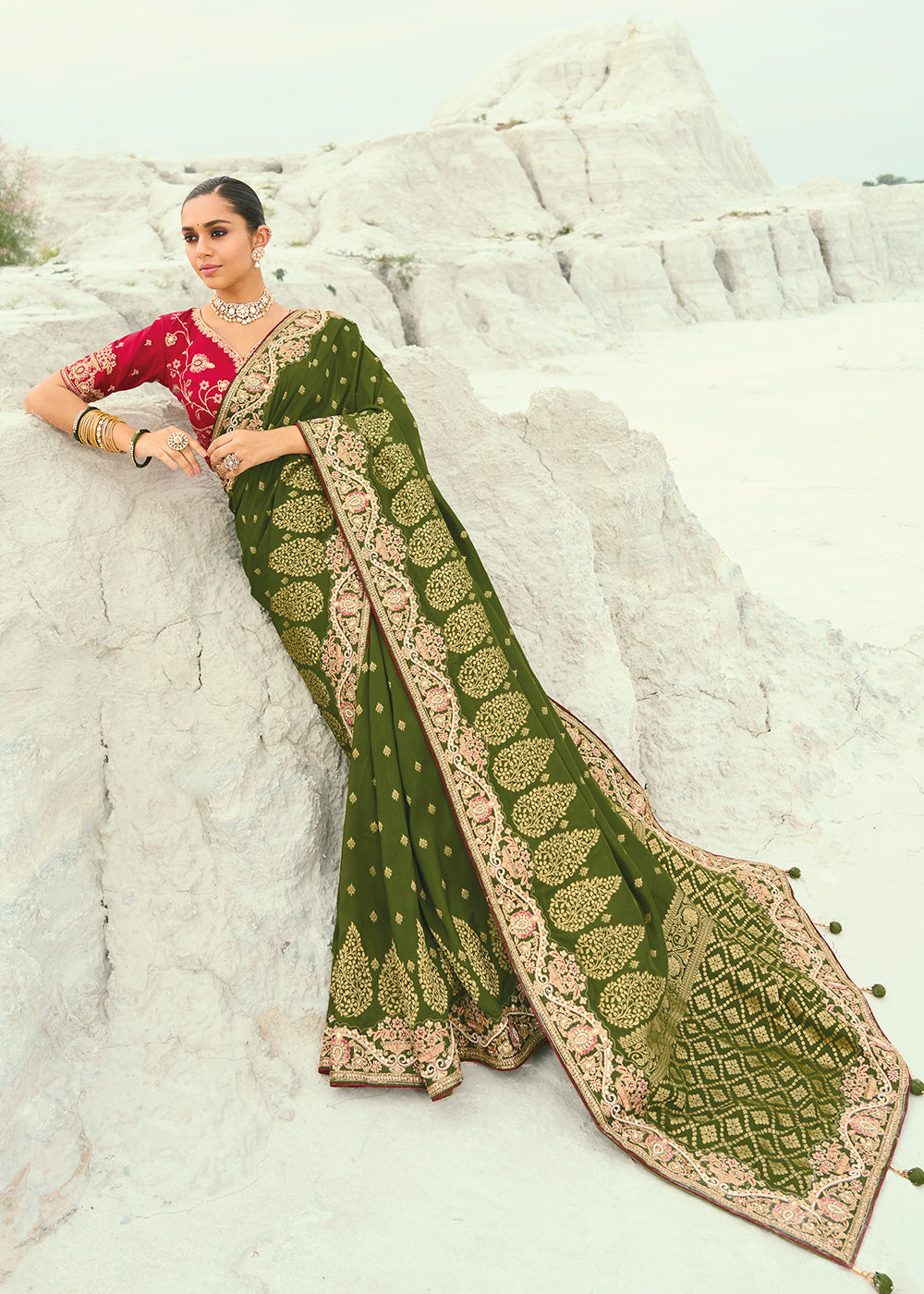 Buy Green Dola ViscoseTraditional Embroidered Saree Online in US, UK, Canada, France, Germany, Denmark, Netherlands, Sweden, Greece & Worldwide at Empress.