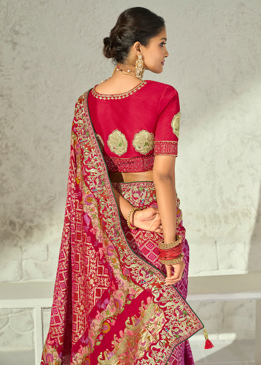 Buy Now Green Tissue Fabric with Heavy Zardosi Work Saree Online in US, UK, Canada, France, Germany, Denmark, Sweden, Australia, UAE &amp; Worldwide at Empress.