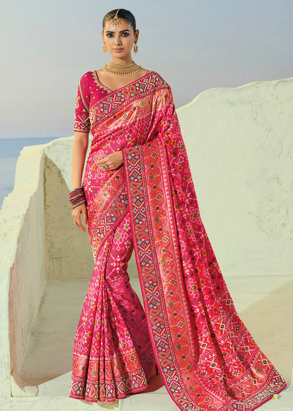 Buy Now Royal Rani Patan Patola Style Traditional Wear Saree Set Online in US, UK, Canada, France, Germany, Denmark, Sweden, Austria & Worldwide at Empress.