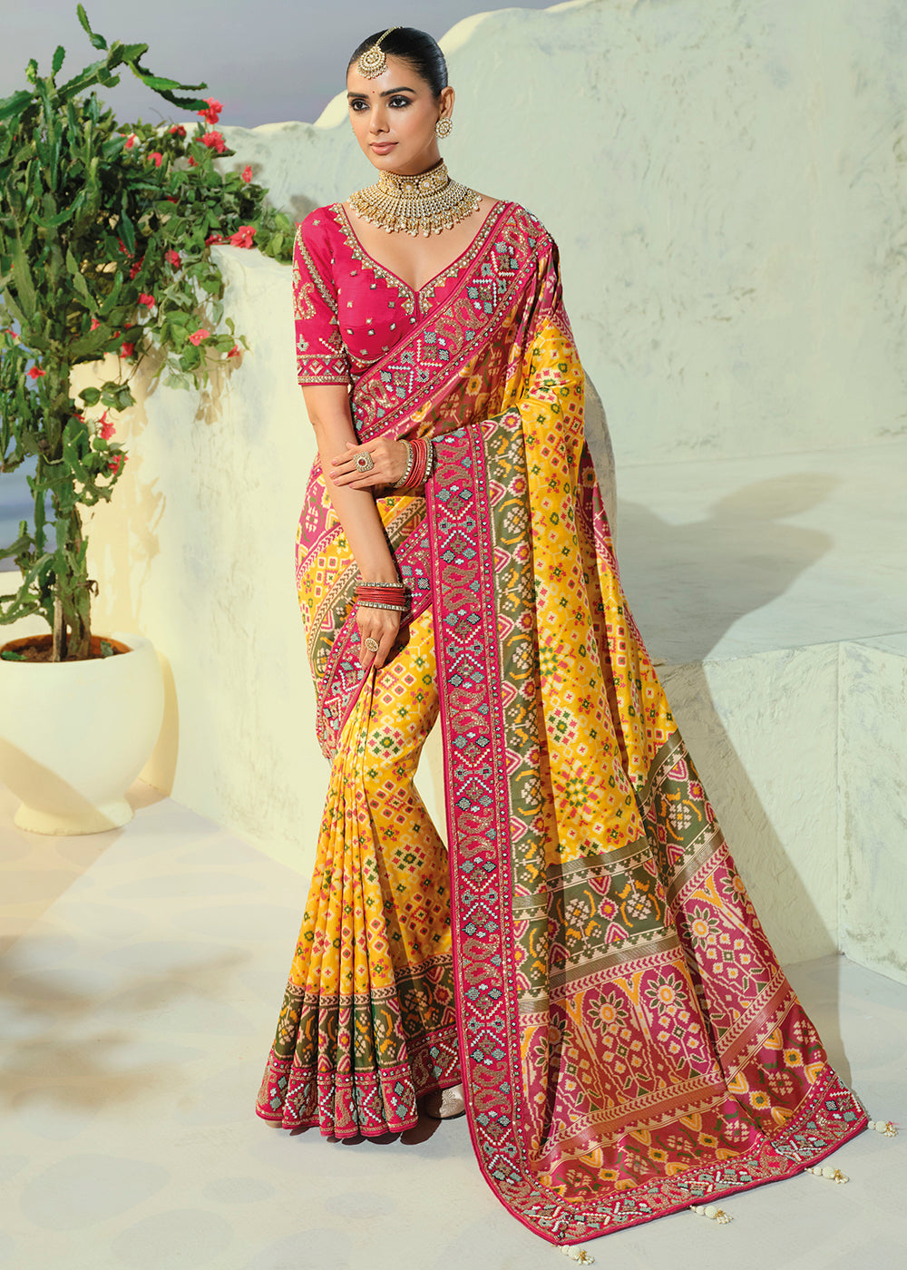 Buy Now Royal Yellow Patan Patola Style Traditional Wear Saree Set Online in US, UK, Canada, France, Germany, Denmark, Sweden, Austria & Worldwide at Empress.