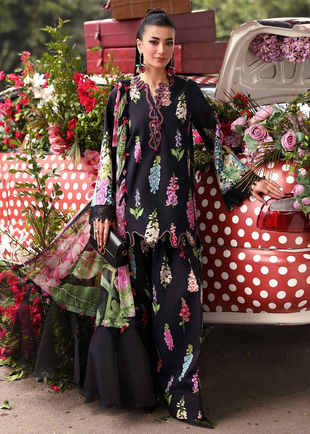 Buy Now M.Prints Summer Lawn '26 by Maria B | MPT-3005B Online in US, UK, Canada, France, Greece, Germany, Ireland, Sweden, Denmark, UAE & Worldwide at Empress.