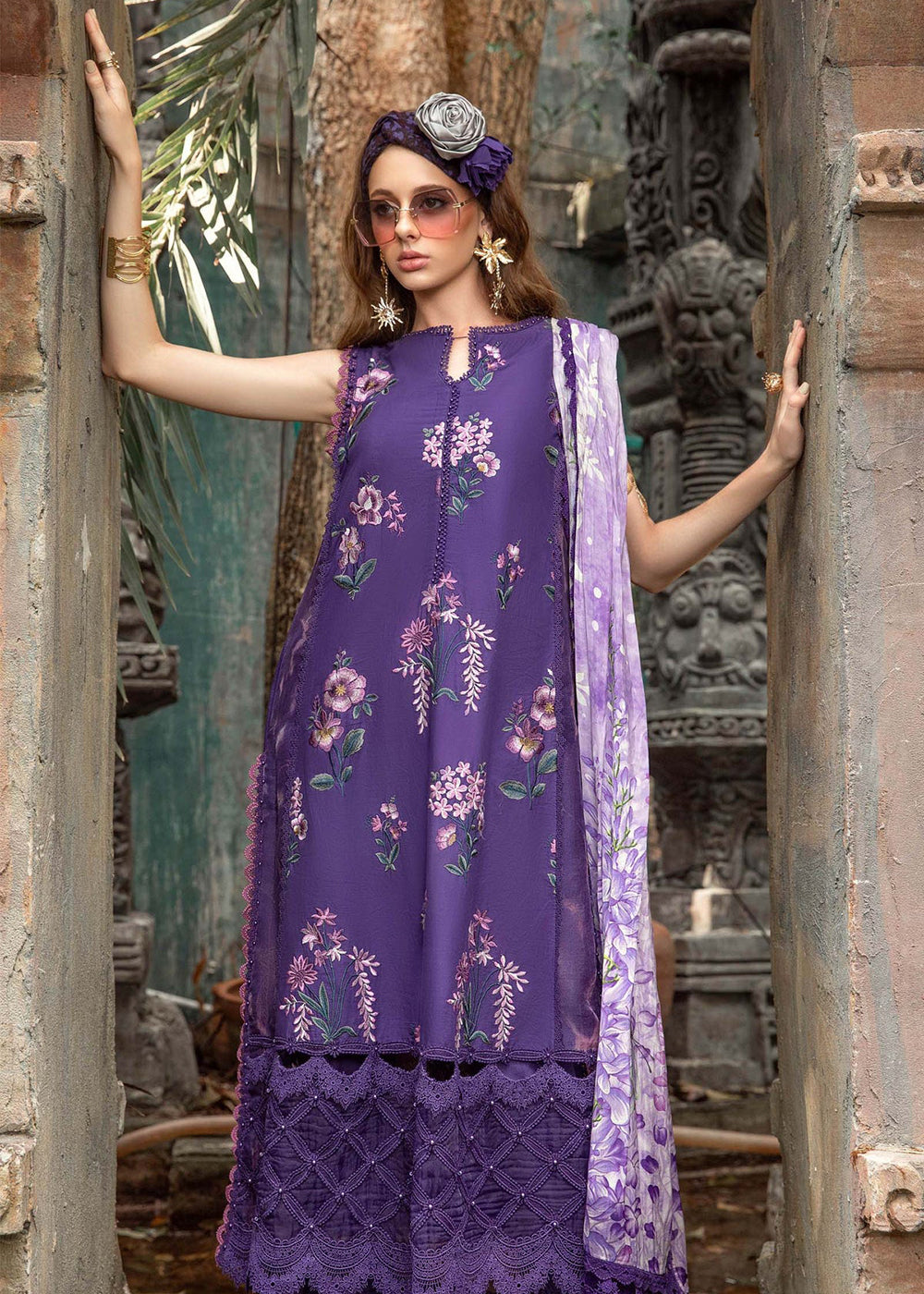 Printed Lawn Suit - Maria B - M.Prints Eid Collection 2023 - MPT-1802-B