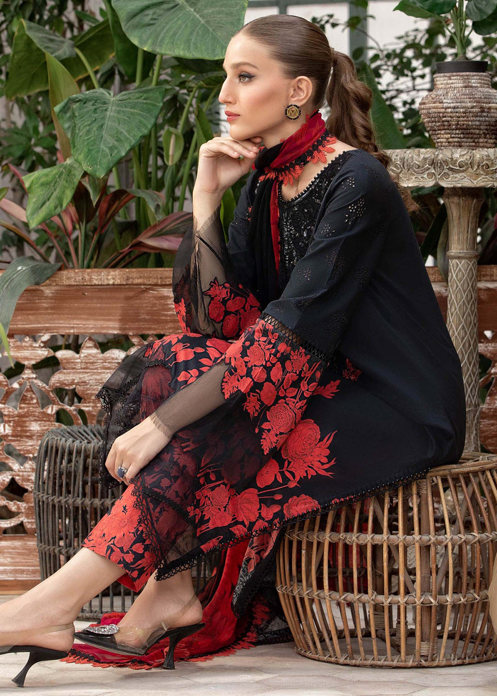 Buy Now Lawn Printed Suit - Maria B - M.Prints Eid Collection 2023 - MPT-1809-B Online in USA, UK, Canada & Worldwide at Empress Clothing.