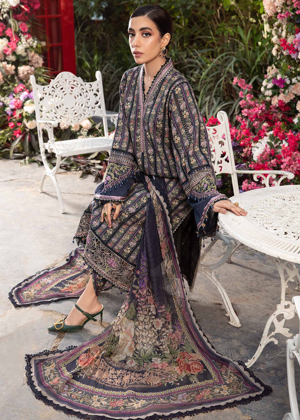 Buy Now M.Prints Spring Summer Lawn Edit '24 by Maria B | MPT-2107-B Online at Empress in USA, UK, Canada & Worldwide at Empress Clothing.
