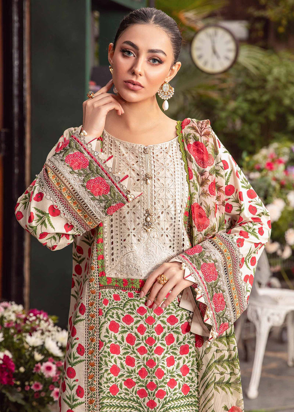 Buy Now M.Prints Spring Summer Lawn Edit '24 by Maria B | MPT-2114-A Online at Empress in USA, UK, Canada & Worldwide at Empress Clothing.