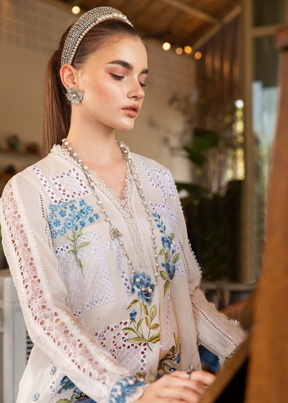 Buy Now M.Prints Spring Summer Lawn '25 by Maria B | MPT-2501-A Online in USA, UK, Canada, Italy, France, Norway, UAE & Worldwide at Empress Clothing.