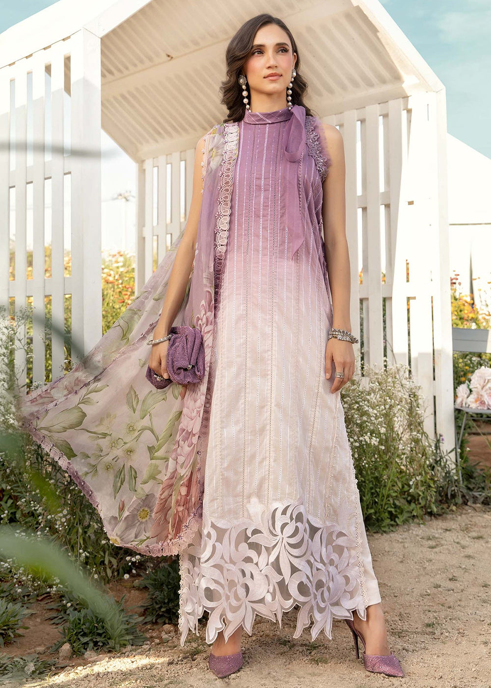 Buy Now M.Prints Spring Summer Lawn '25 by Maria B | MPT-2506-B Online in USA, UK, Canada, Italy, France, Norway, UAE & Worldwide at Empress Clothing.